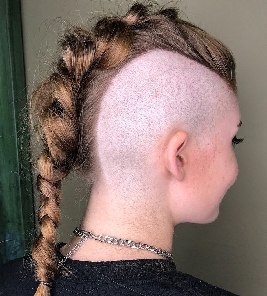 Winning The Bet HEAD SHAVE STORIES